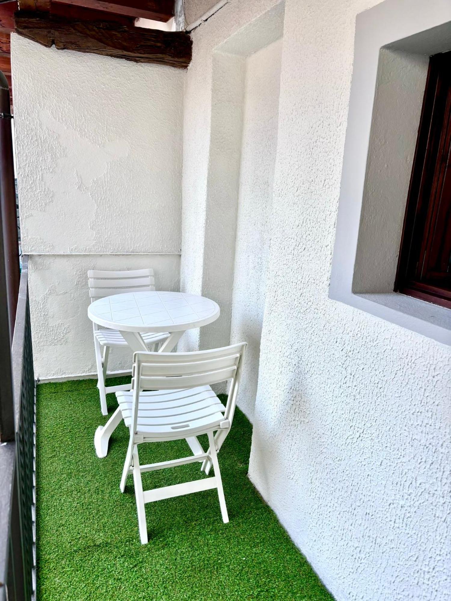 Vittoria Holiday House - Tulip Apartment And Tulip Room Stresa Kültér fotó